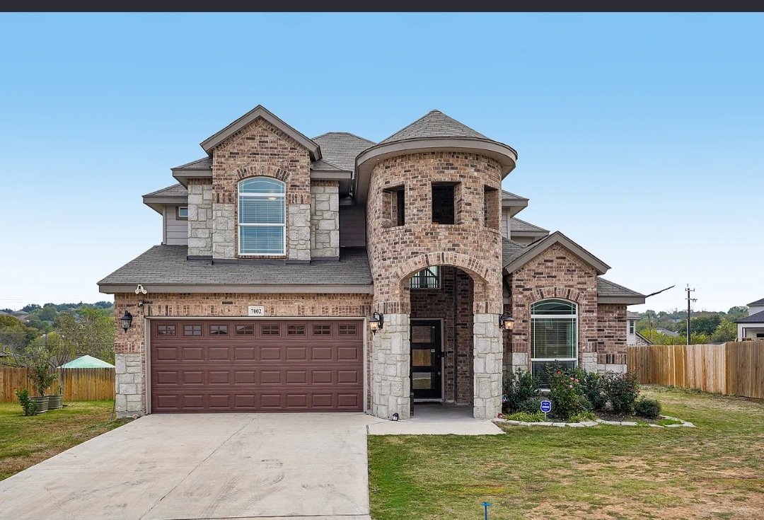 EXPERIENCE ELEVATED LIVING